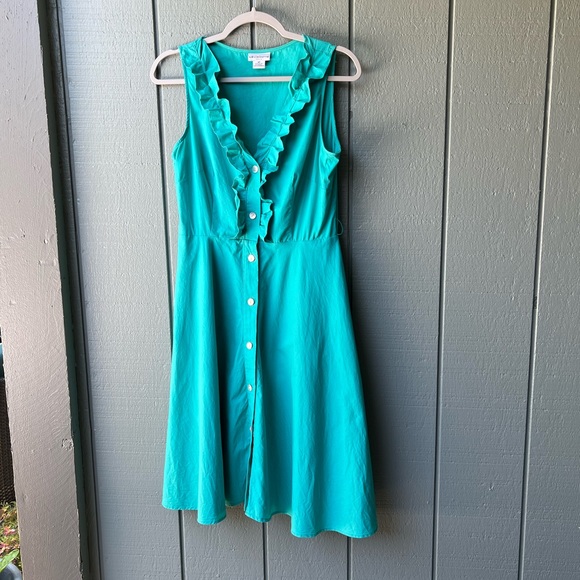 Liz Claiborne Dresses & Skirts - Liz Claiborne Green Sleeveless Dress